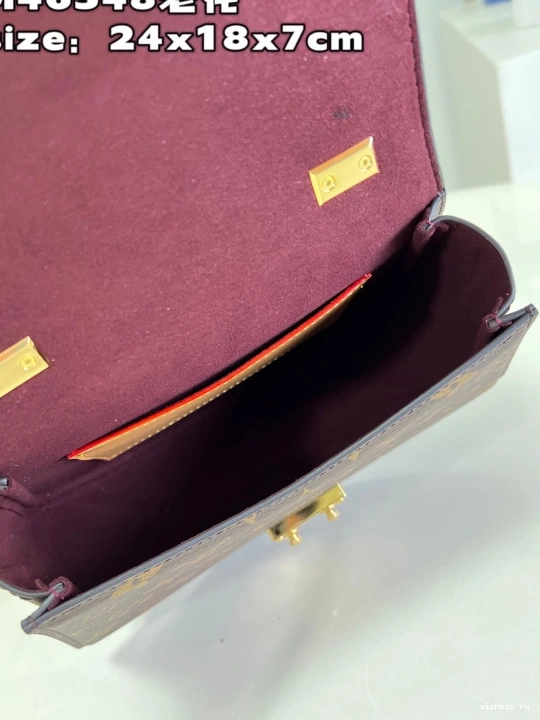 WIS VUITTON Tilsitt LOUIS 0824